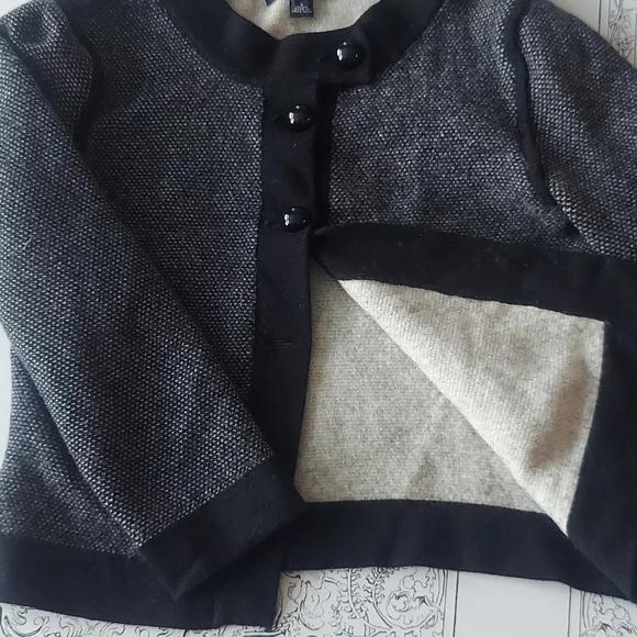 100% Merino Wool Banana Republic Cardigan - Picture 6 of 11